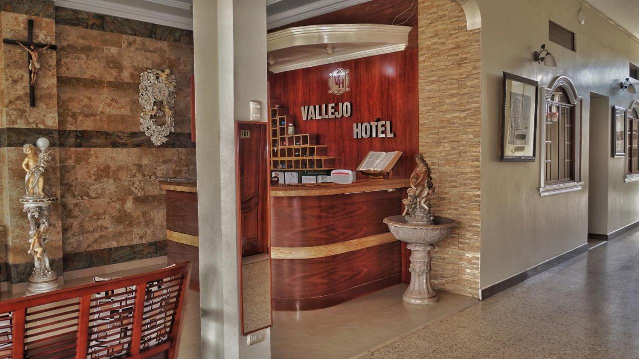 Vallejo Hotel Huaquillas Buitenkant foto